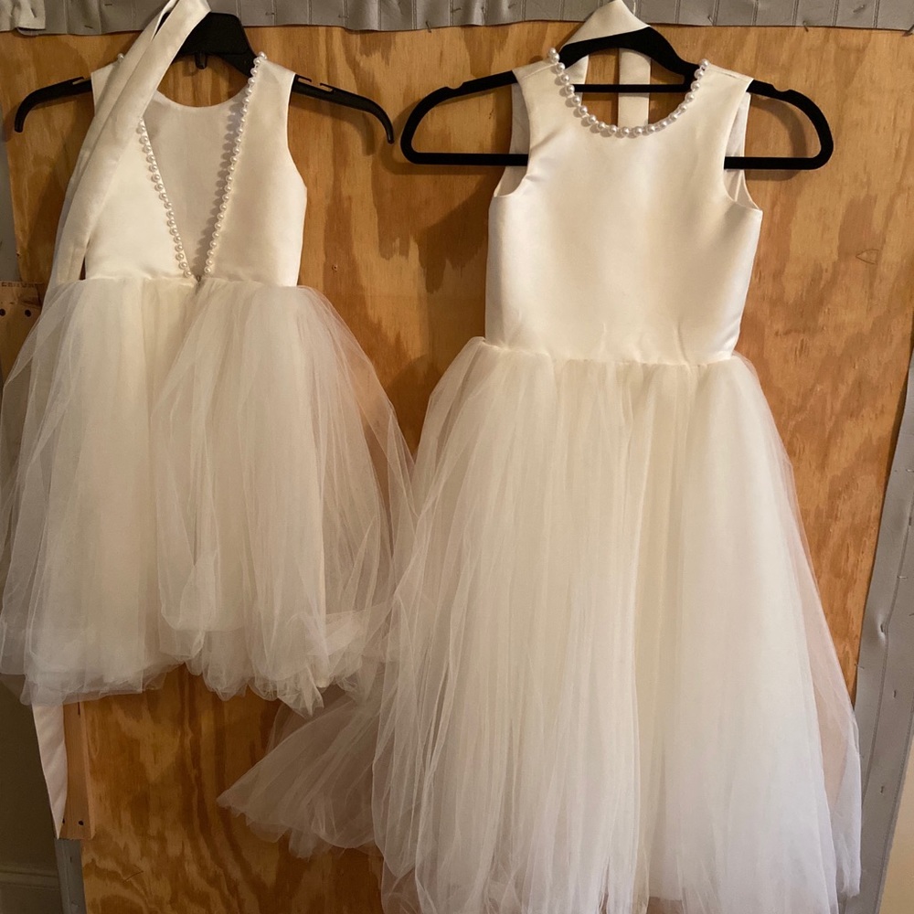 Flower Girl Dresses. Girl sizes  3 and 7